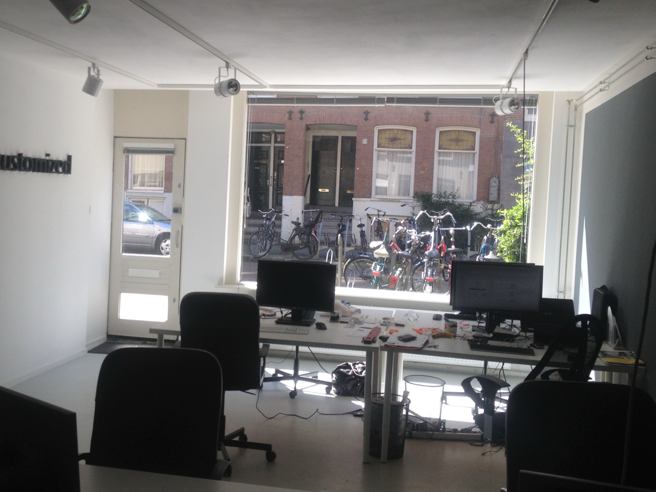 Primera oficina en 2012